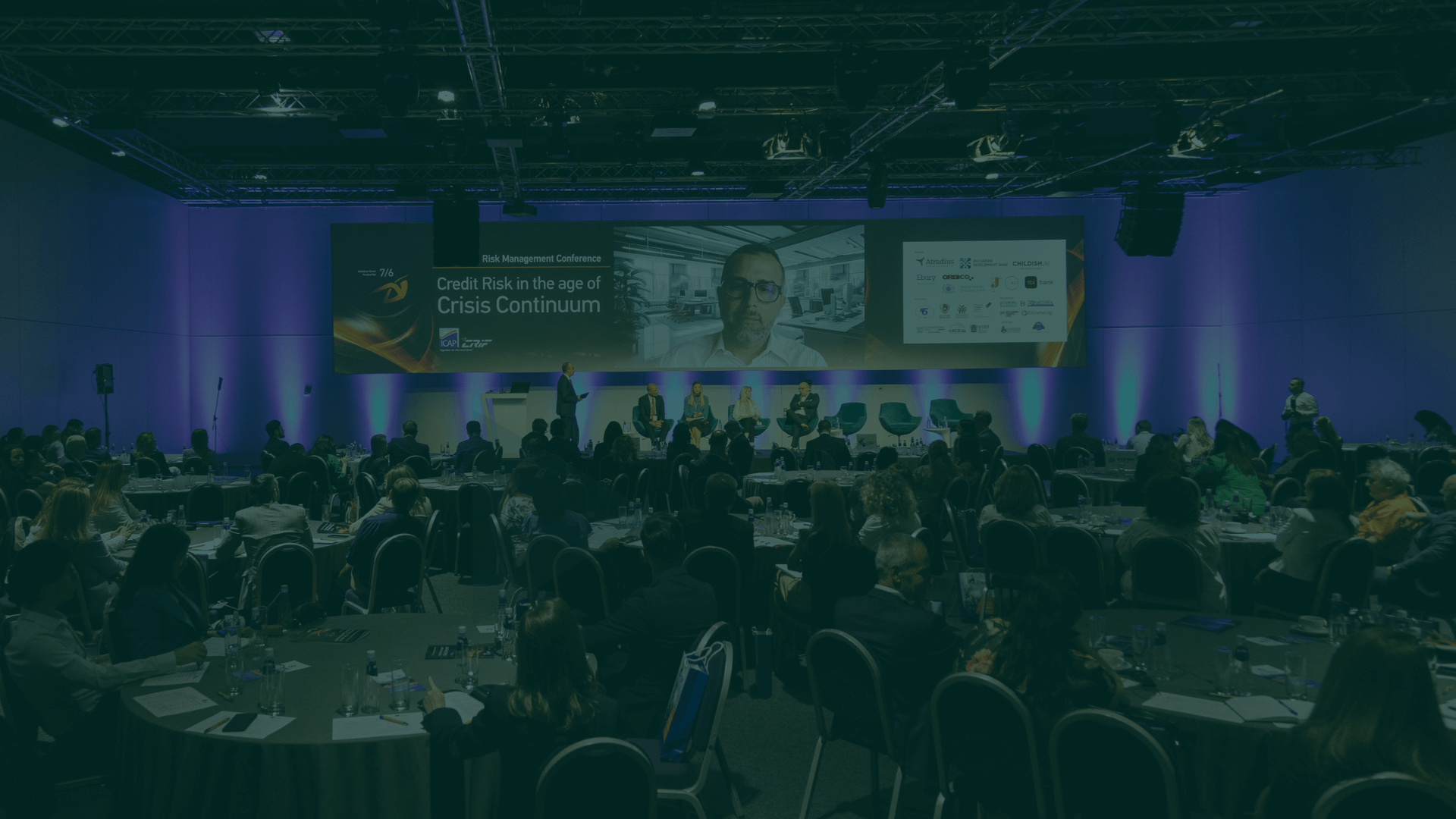 Акценти от конференцията CRIF: Усъвършенстване на финансовите решения и дигитализация